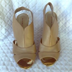 Bandolino Tan/Nude Peeptoe Heels